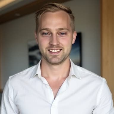 Jacob Hjalmarsson